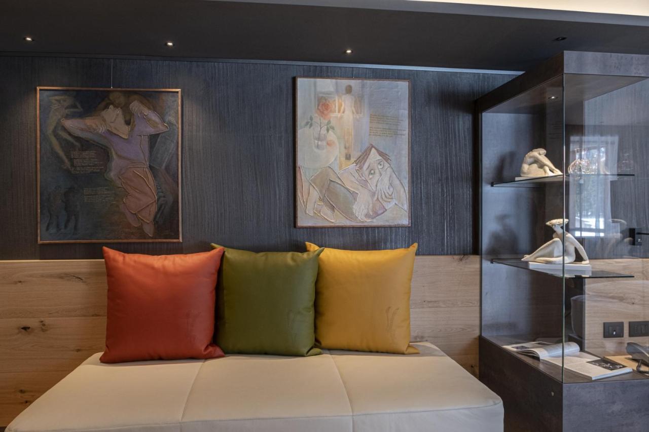 Locanda degli Artisti Art Hotel Canazei Esterno foto