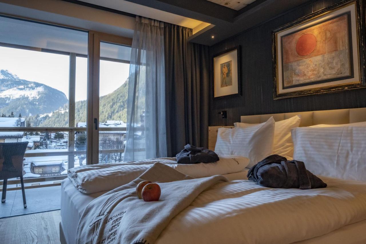 Locanda degli Artisti Art Hotel Canazei Esterno foto