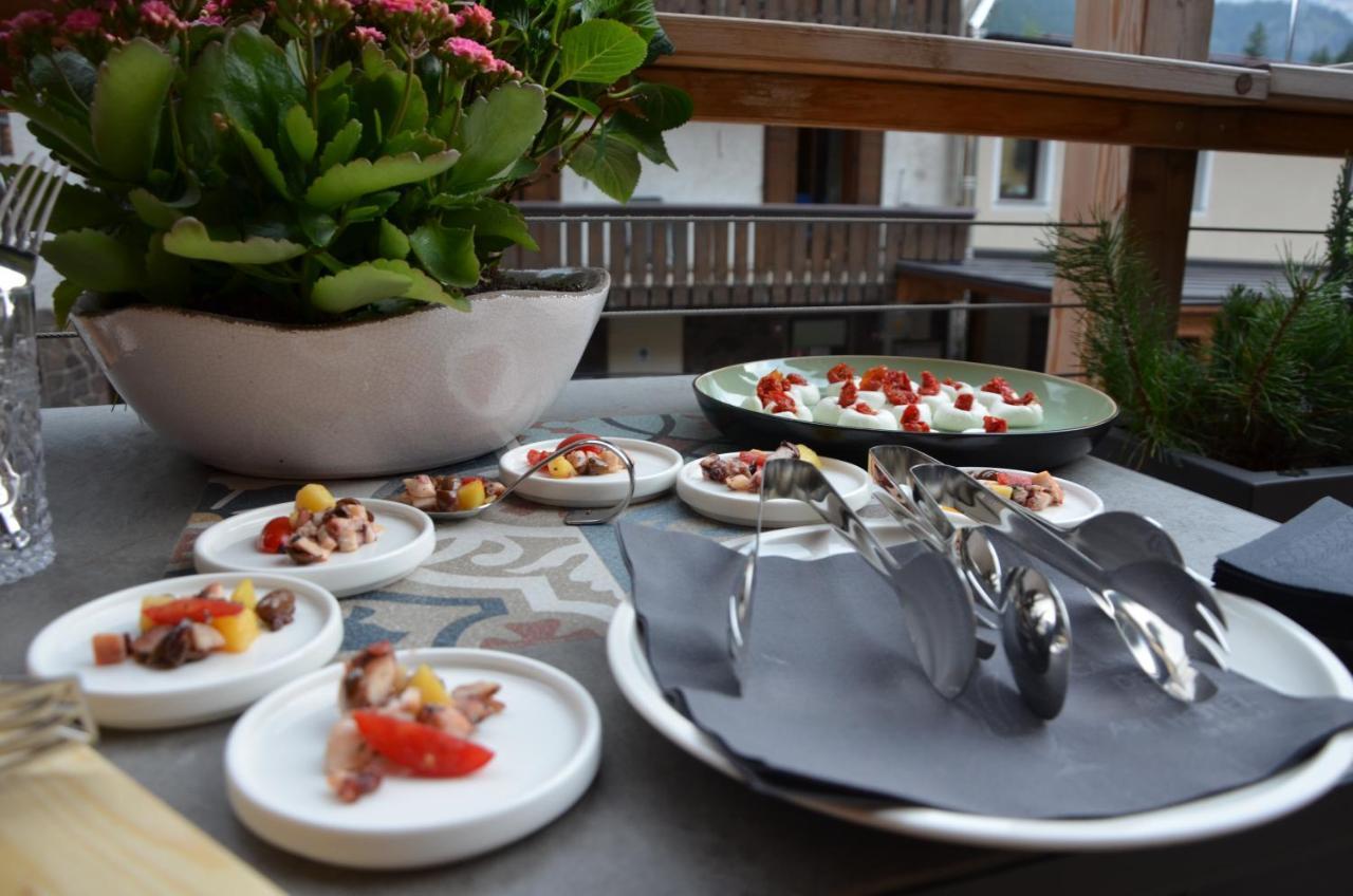 Locanda degli Artisti Art Hotel Canazei Esterno foto